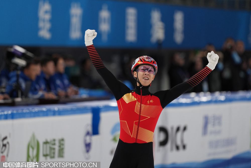 记者：拜仁拥有伊兰昆达的回购条款，回购价450-500万欧元